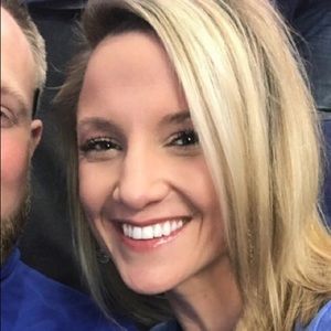 Meet your Posher, Christine